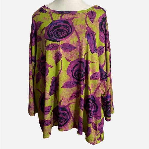 The Zig Zag Stripe Tops - The Zig Zag Stripe Green‎ with Purple Roses Boxy Oversized Top